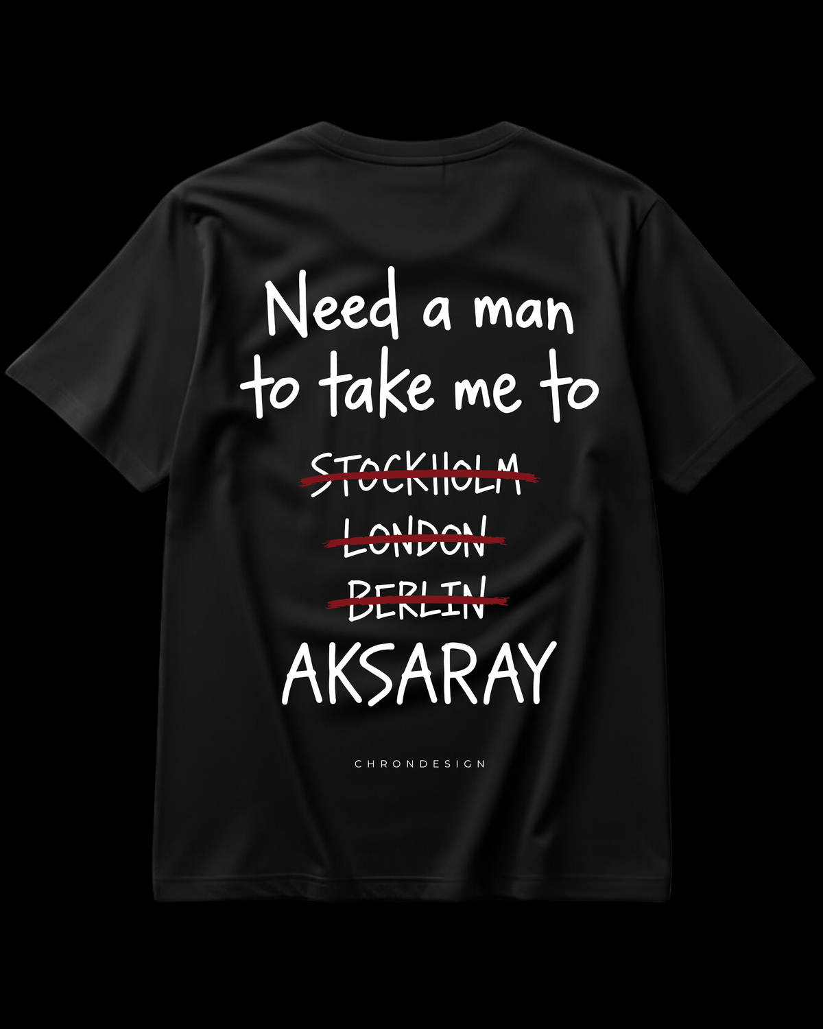 NEED A MAN.. AKSARAY Regular Tee - Siyah