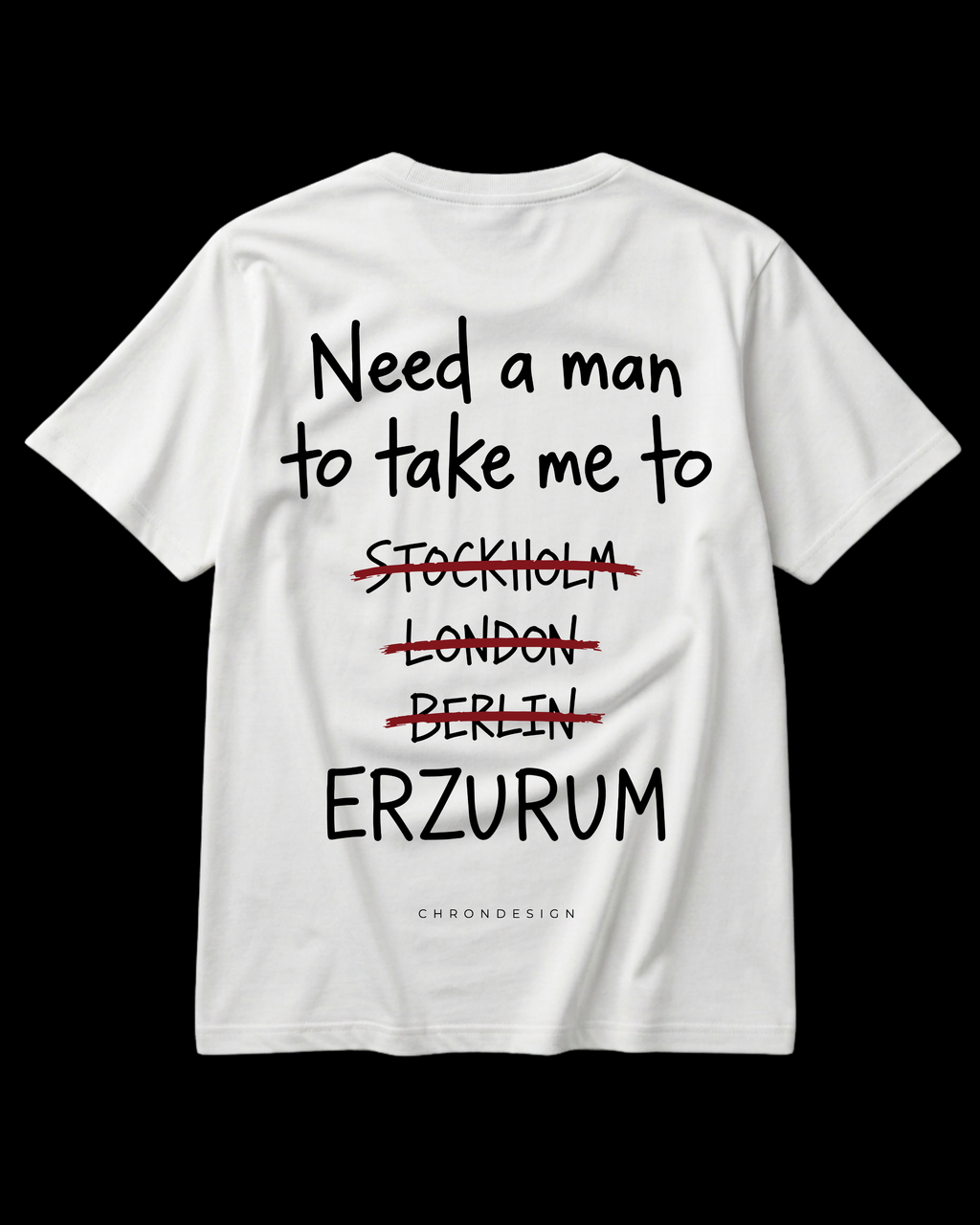 NEED A MAN.. ERZURUM Regular Tee - Beyaz