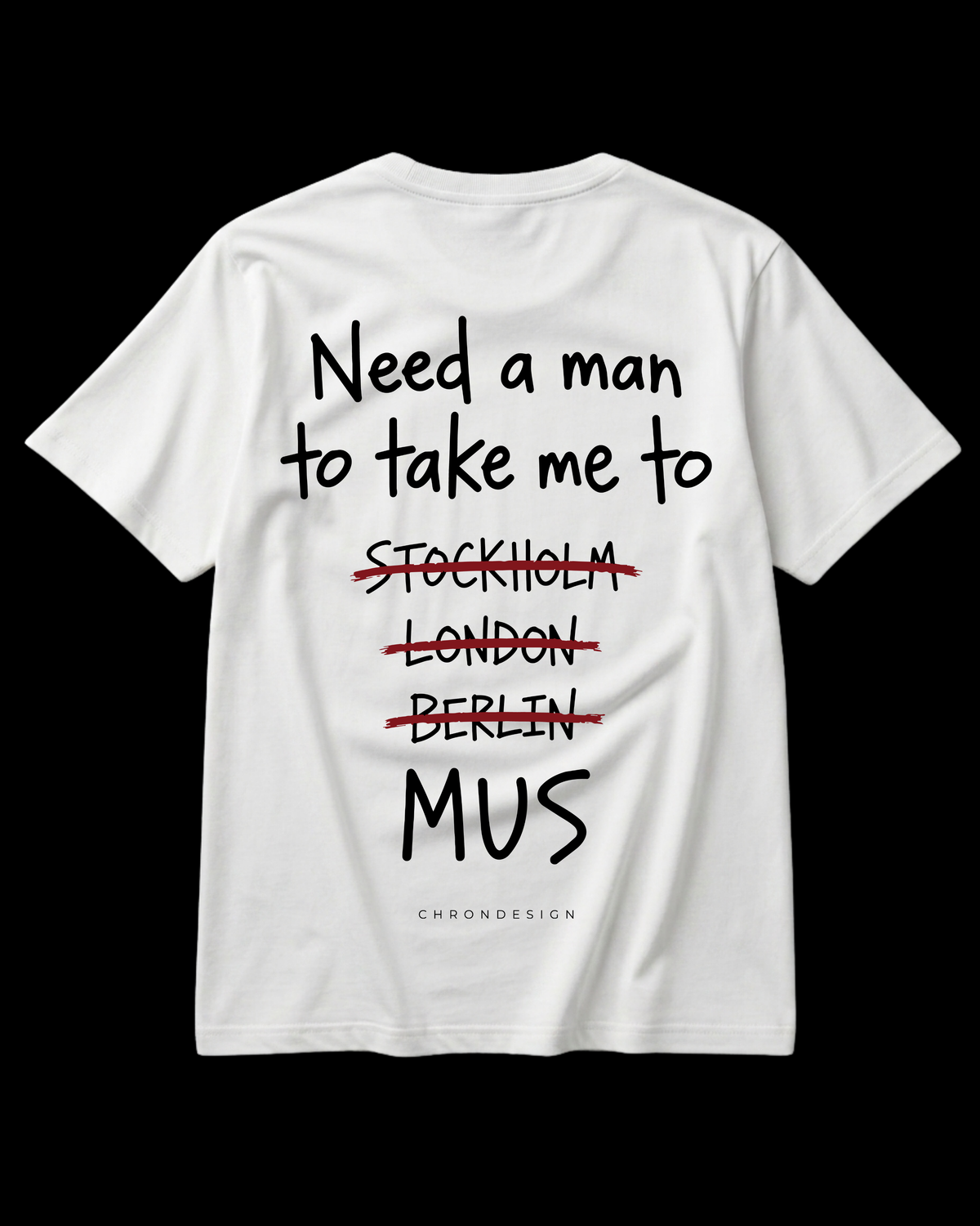 NEED A MAN.. MUŞ Regular Tee - Beyaz